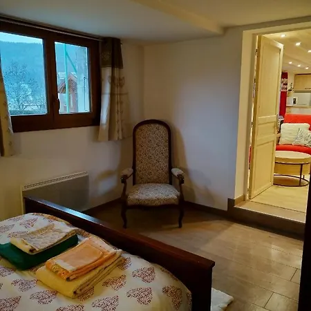 Autrans: Newly Renovated 3-star Tourist Apartment